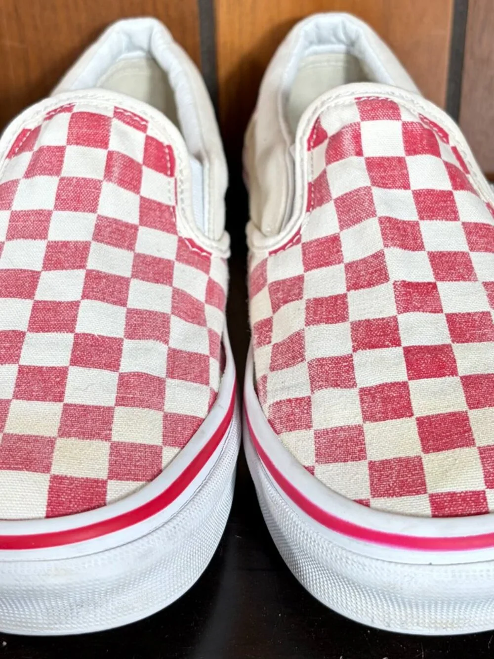 Vans Classic Slip-On Sneakers Checkerboard White and Red Womens Sz 9 - Picture 5 of 8